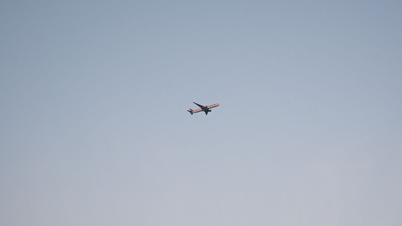 Eight dead as chartered plane crashes in Alaska