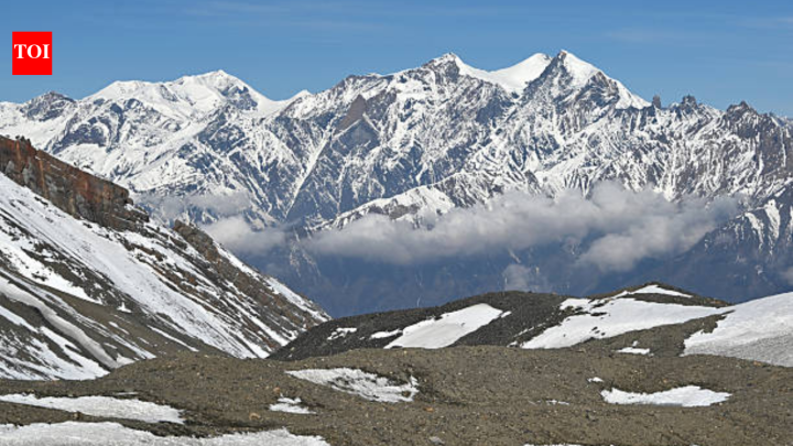 Asia's high mountains are losing 24 billion tonnes of groundwater each year