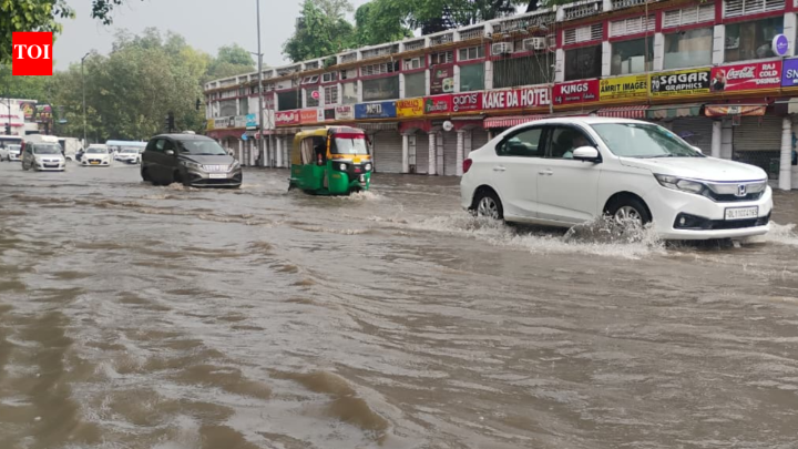 DelhiHeavy rain lashes Delhi-NCR; Gurgaon offices, schools shift to online mode