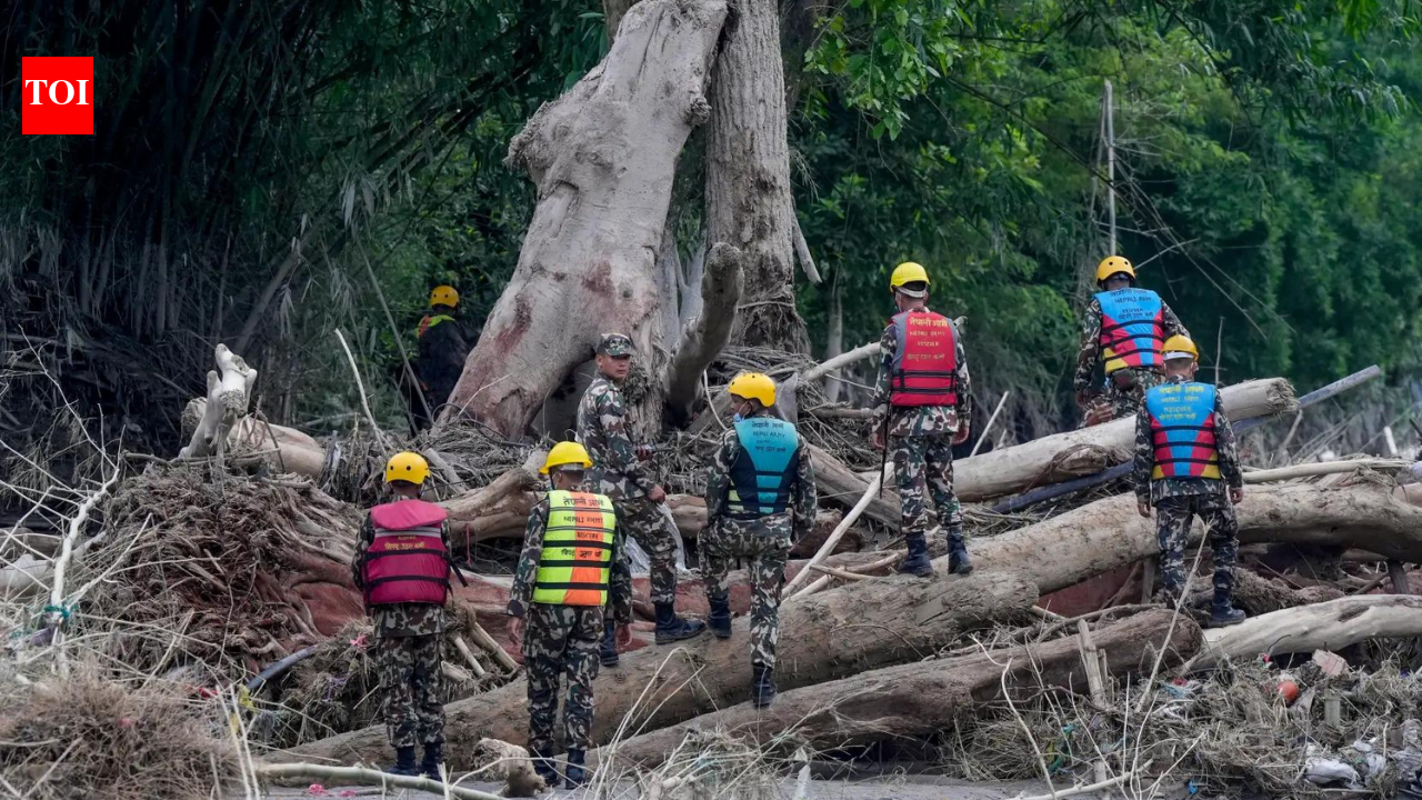 South AsiaLiveNepal floods: Toll reaches 626; India sends another aircraft with 10 tonnes of aid