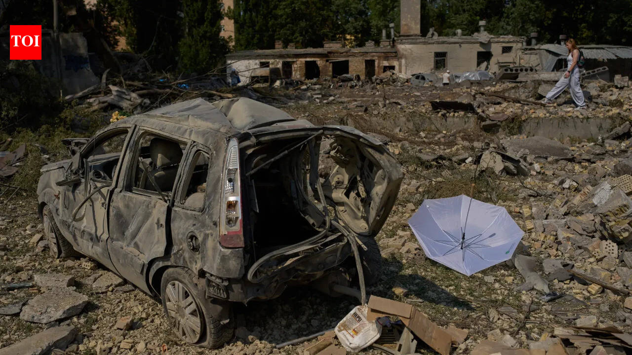 Europe‘Double-tap’ attack: 14 killed as Russian drones ravage Zelenskyy’s hometown