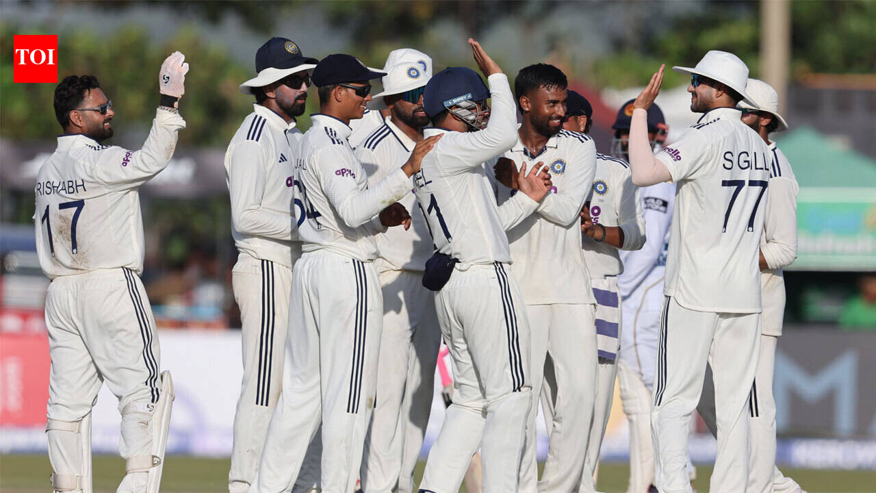 CricketLiveIND vs SL: Sri Lanka 84/4 at stumps on Day 4; India need six wickets on final day