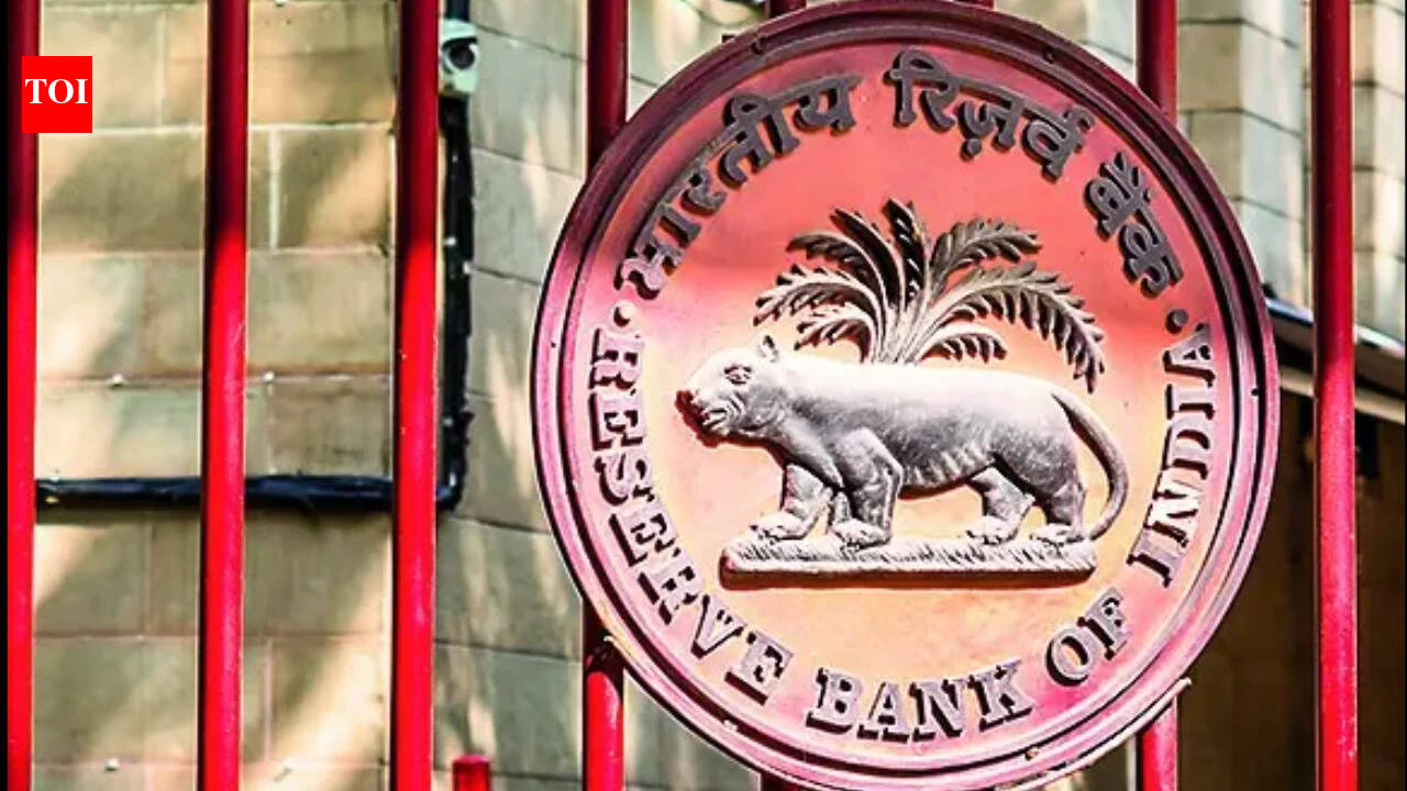 India BusinessCollections under RBI's dollar swap scheme exceed $72.8 billion