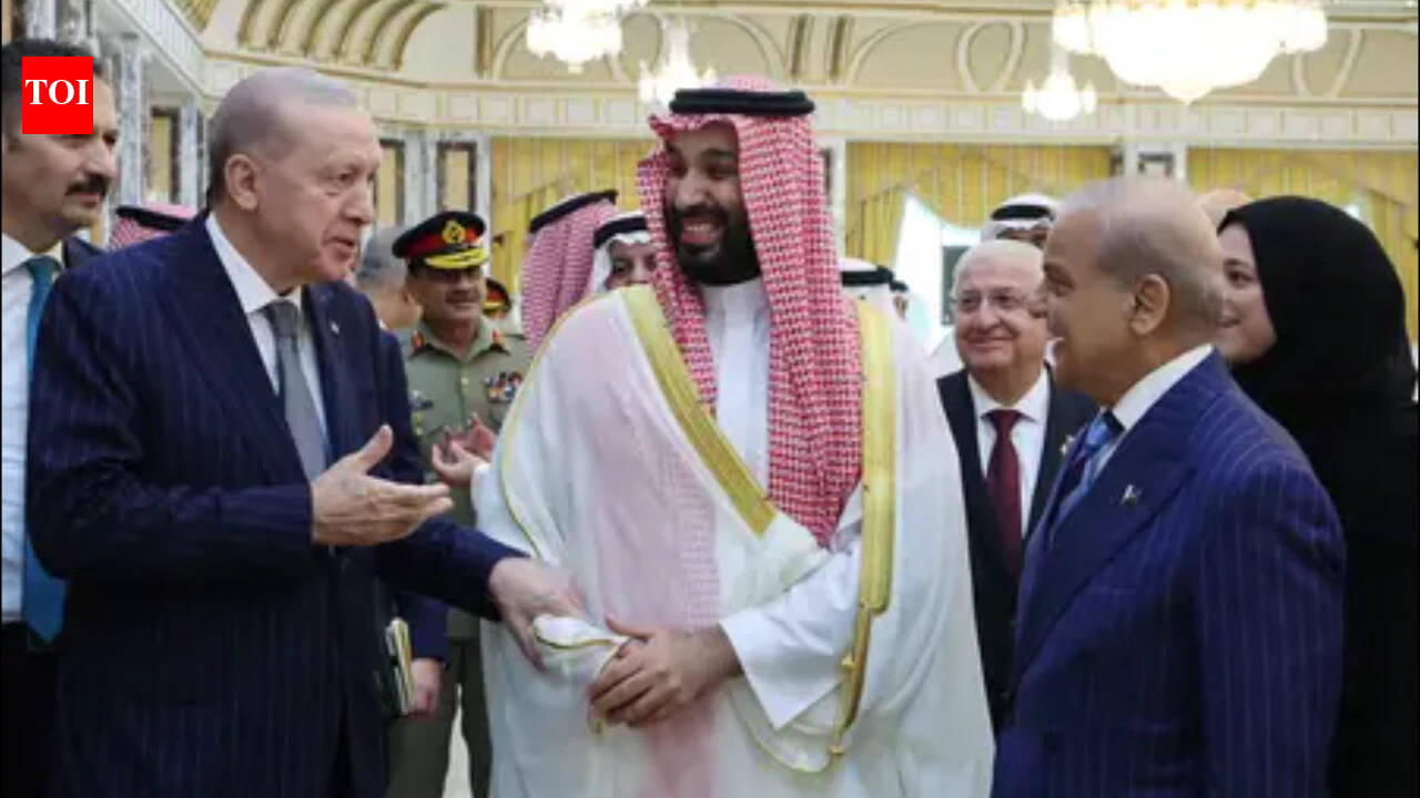 Middle EastIran invited to join Mecca pact by Saudi Arabia, Turkey, Pakistan: Report