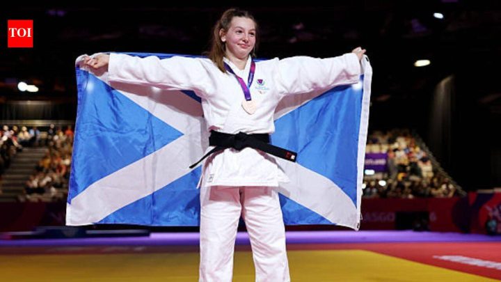 Scottish medallist goes back to McDonald's job days after Commonwealth Games