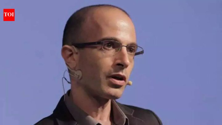 Tech NewsHistorian agrees with Microsoft AI CEO’s warning on AI