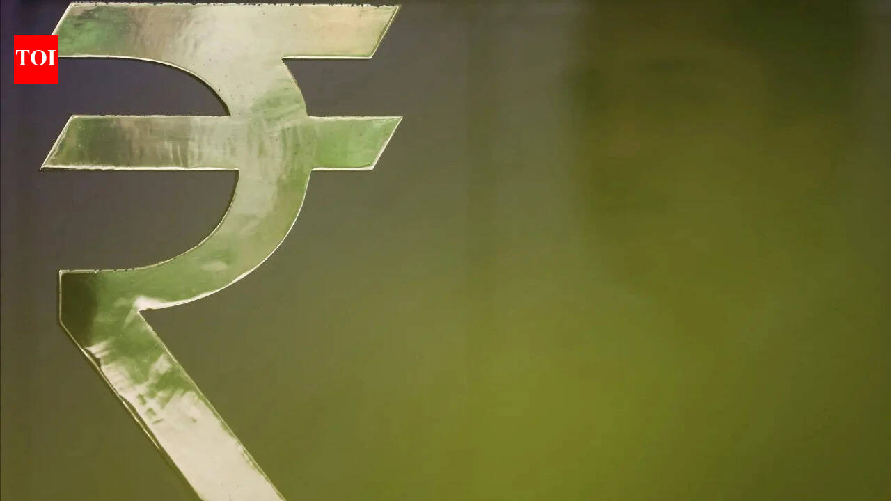 India BusinessRupee slips to 95.74 against US dollar as crude prices, importer demand weigh