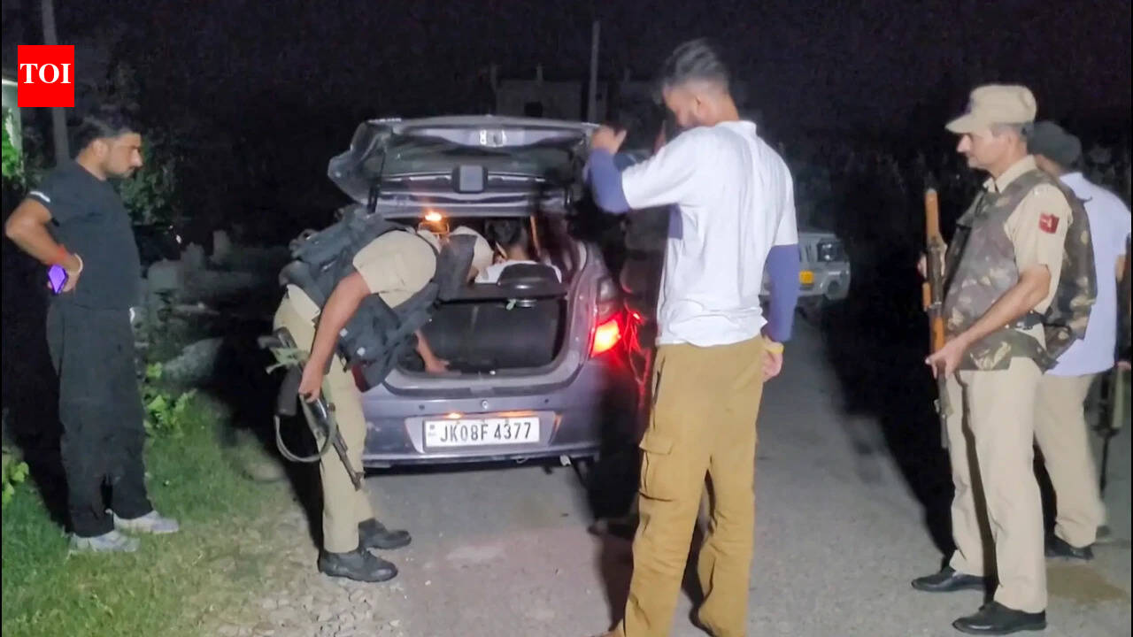 IndiaWireless communication picked up; search operation launched in J&K's Samba