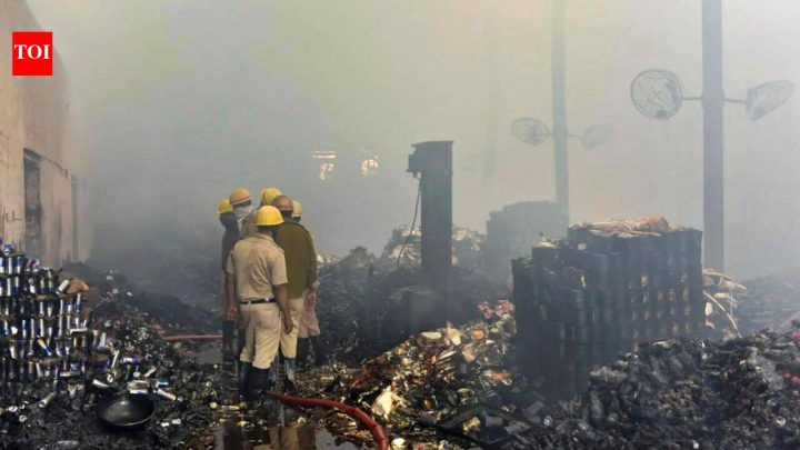 Kolkata9 suffocate to death in sleep in Kolkata lodge fire, 5 Bangladeshis among them