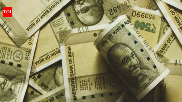 India BusinessRupee falls 13 paise to 95.56 as crude rises, Fed hike bets strengthen dollar