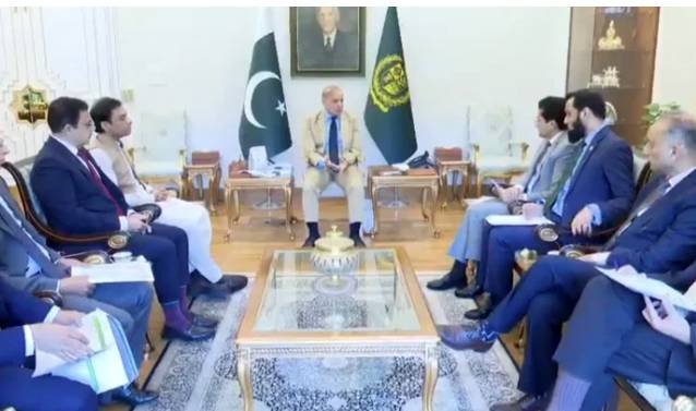 PM Shehbaz orders immediate talks with refineries for diesel price relief