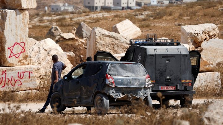 Israeli army and settlers injure several Palestinians across West Bank