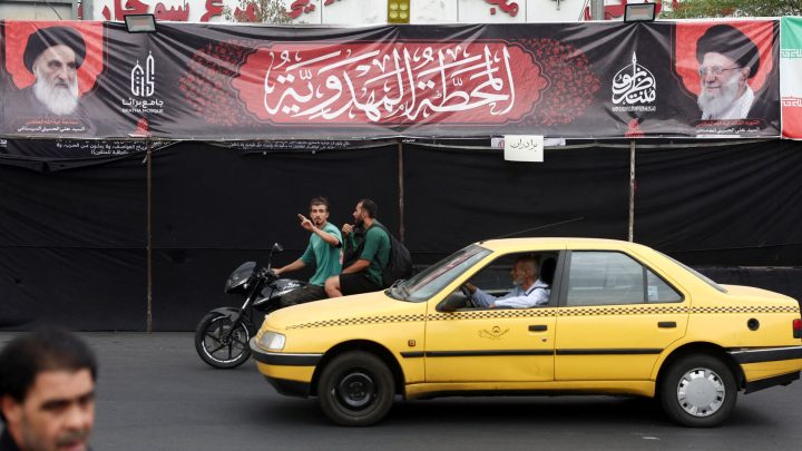 Iran government signals fuel price hike on eve of new US sanctions