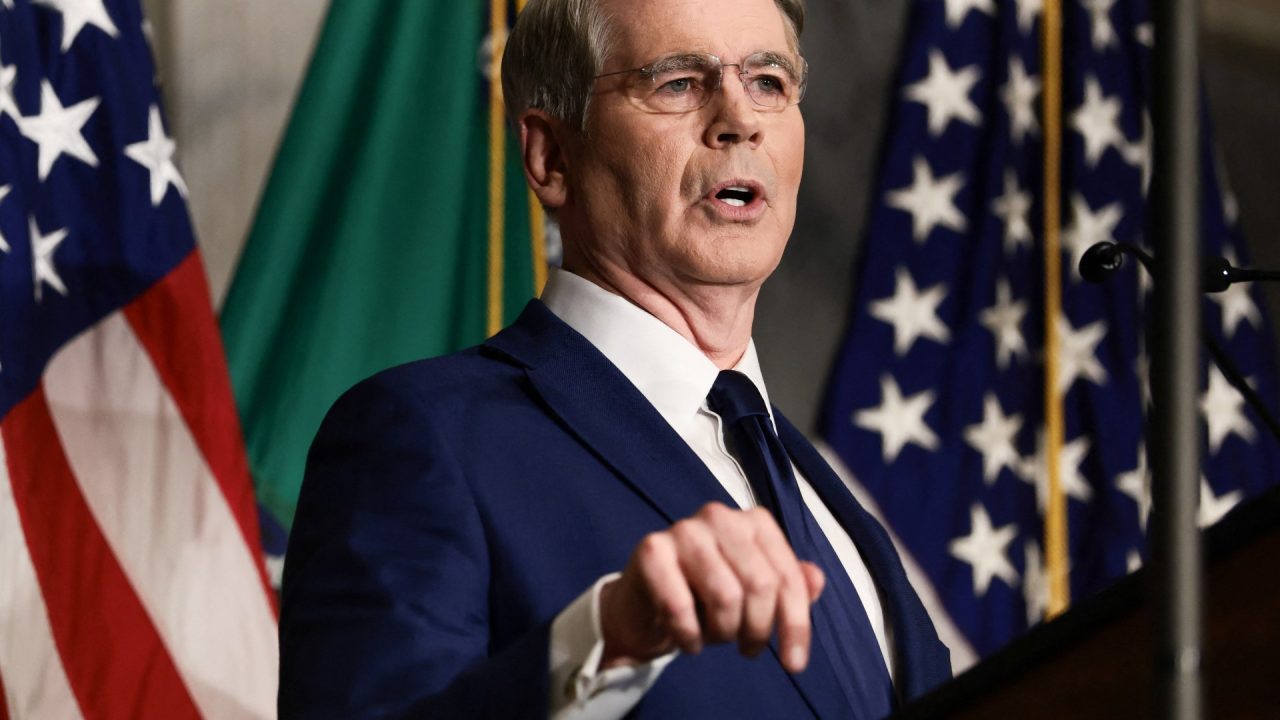 Trump administration announces global economic war on Iran