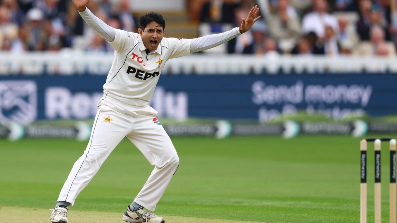 Abbas gives Pakistan edge with four wickets against England in second test