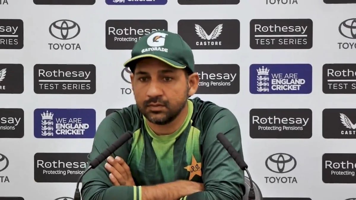 Sarfaraz Ahmed Claims He is Unaware of Interview of Imran Khan’s Sons During Pakistan vs England Test