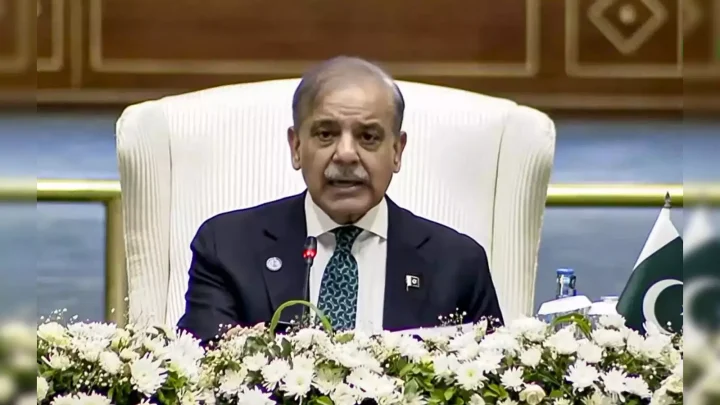 PM Warns Ministries Against Taking His Orders Lightly