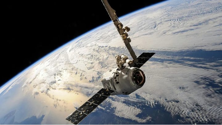 Pakistan Moves to Welcome Global Satellite Internet Companies