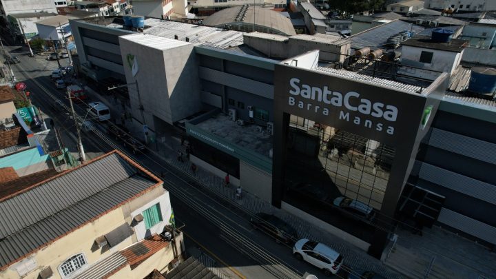 Três pessoas são baleadas durante ataque a tiros em Barra Mansa