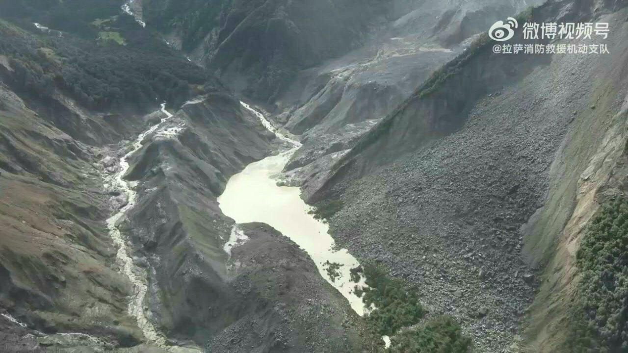 ‘Barrier lake’ triggers fresh floods, halts rescue at Nepal-China border
