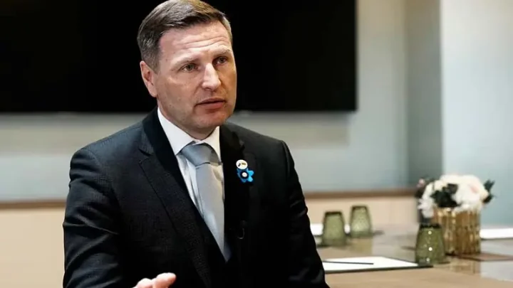 Estonian defence minister resigns after €70m Ukraine munitions scam by Indian company: report