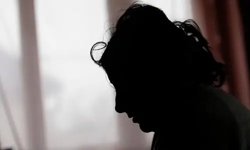 Woman injured in acid attack in Karachi’s Upper Gizri, police say