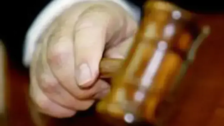 Eight Pakistan Bar Council members reject proposed changes to council rules