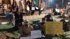 Karachi police briefly detain protesting family members of Pakistani sailors held hostage by Somali pirates