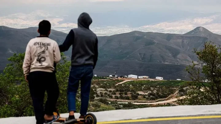 12 countries including France, UK say to sanction trade from Israeli settlements