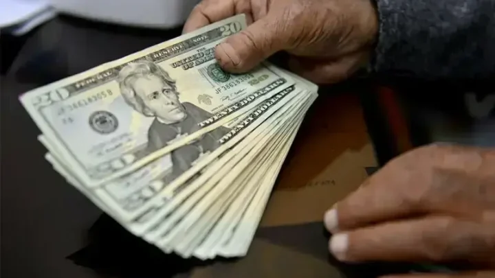 Exchange companies’ dollar sales jump 30pc