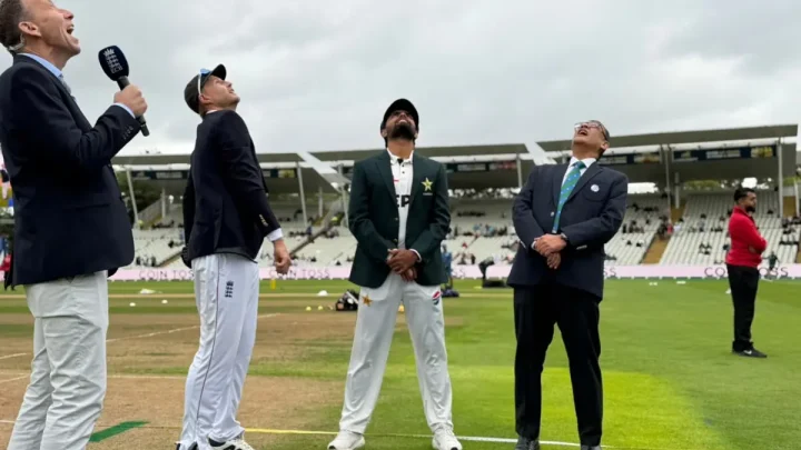 Pakistan field three debutants as England win toss and bowl first in Edgbaston Test