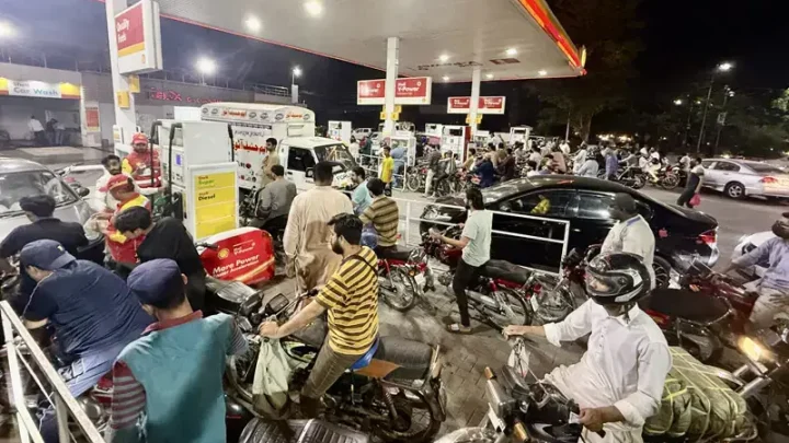 PM’s fuel subsidy scheme faces first-day hurdles at petrol pumps