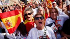 Protests in Spain over government's handling of Ceuta migrant crisis