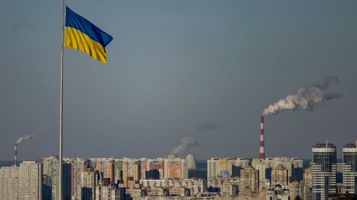 Ukrainian intel agencies in Kyiv firefight: What happened and why?