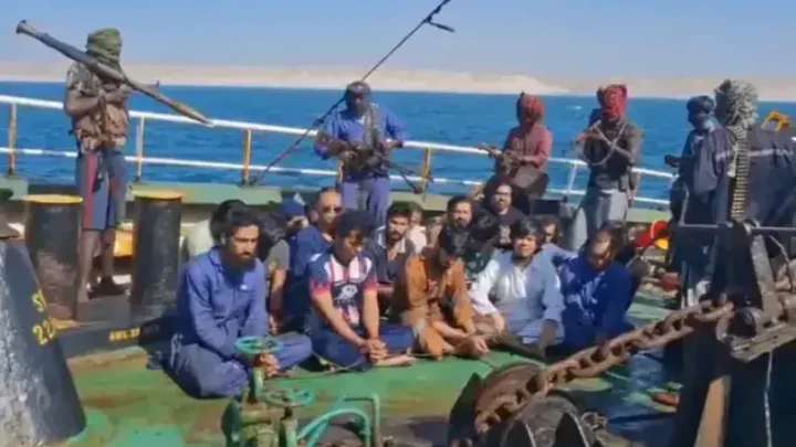 Somali forces recover oil tanker carrying Pakistani crewmen over 5 months after hijacking by pirates