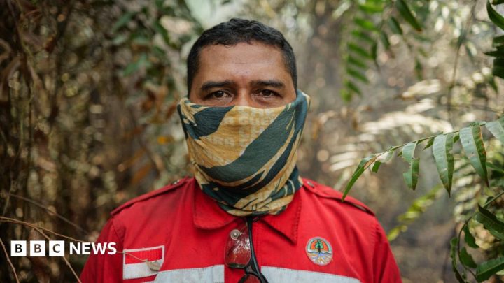 The volunteers risking their lives to defuse Indonesia's wildfire 'carbon bombs'