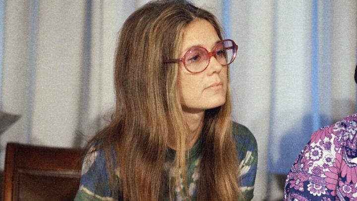 Para las feministas, las muertes de Parton y Steinem con días de diferencia duplican el duelo