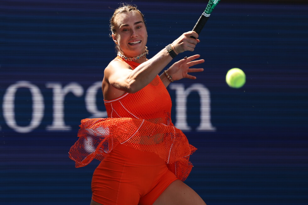 Aryna Sabalenka complains about the smell of marijuana during her US Open match
