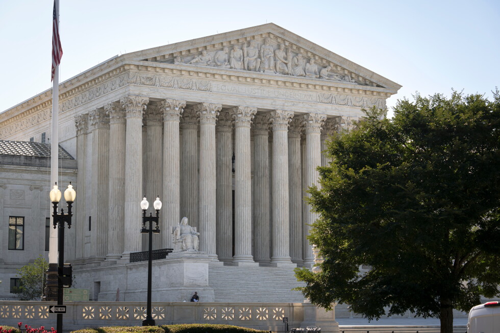 Supreme Court grants Republican emergency appeal on TV ad rates before midterms
