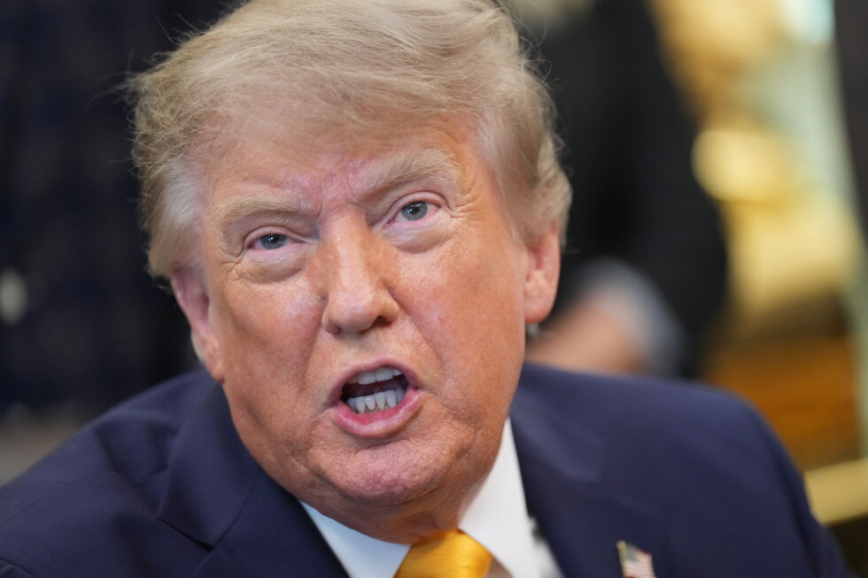 Trump calls Iran conflict 'small potatoes' and defends Vance's position that it's not a war