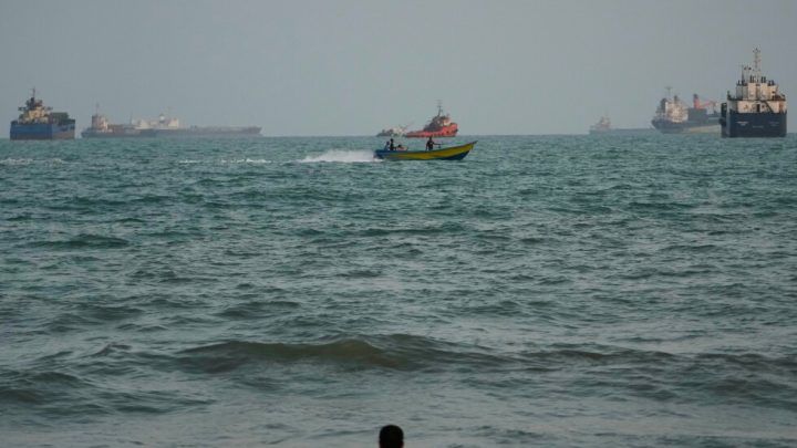 US military hits 3 Iranian oil tankers after saying Navy warships were targeted with missiles