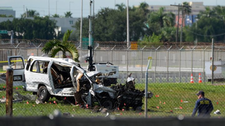 All 5 killed in Miami cargo jet crash were in a van used by plane cleaners