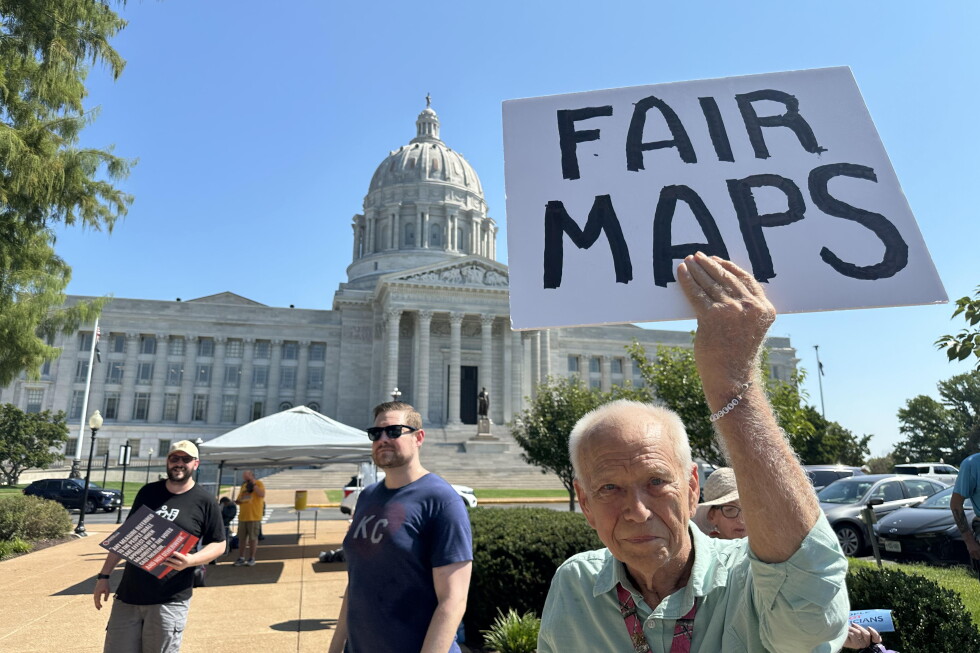 Federal judge temporarily blocks Missouri from using old House map after Supreme Court declined case