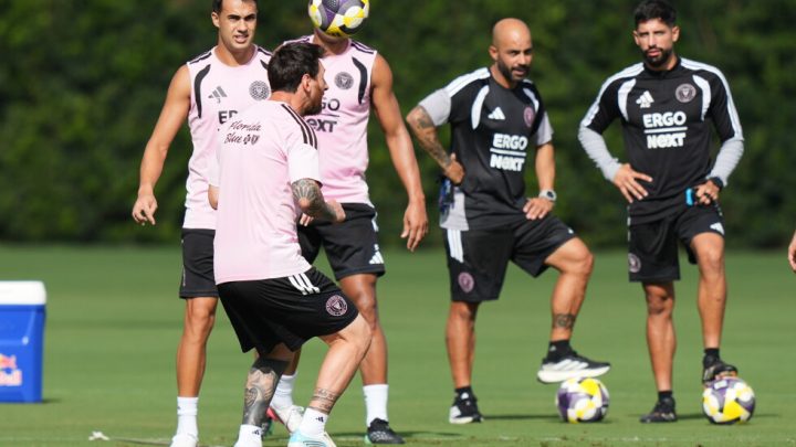 Lionel Messi-linked team Eldense hires Javi Calleja as coach