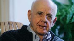 Wendell Berry, Kentucky-born author who advocated a simpler life, has died at 92