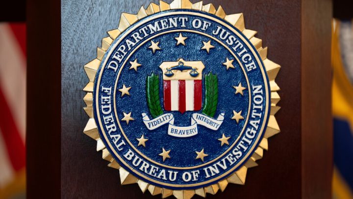 FBI investiga aparente violación de su web de empleo; hackers dicen tener datos sensibles