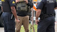 US citizen injured in Illinois after ICE agents mistook him for fugitive and tried to arrest him