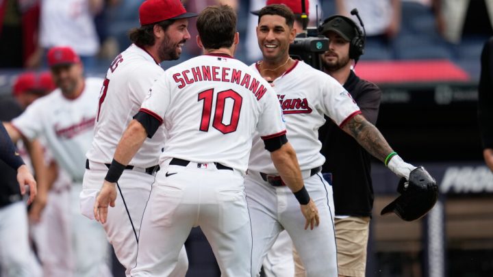 Rocchio of Guardians becomes 6th player with grand slam and walk-off HR in same game