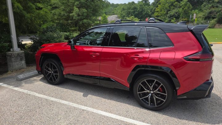 These 10 car brands are most likely to last at least 250,000 miles