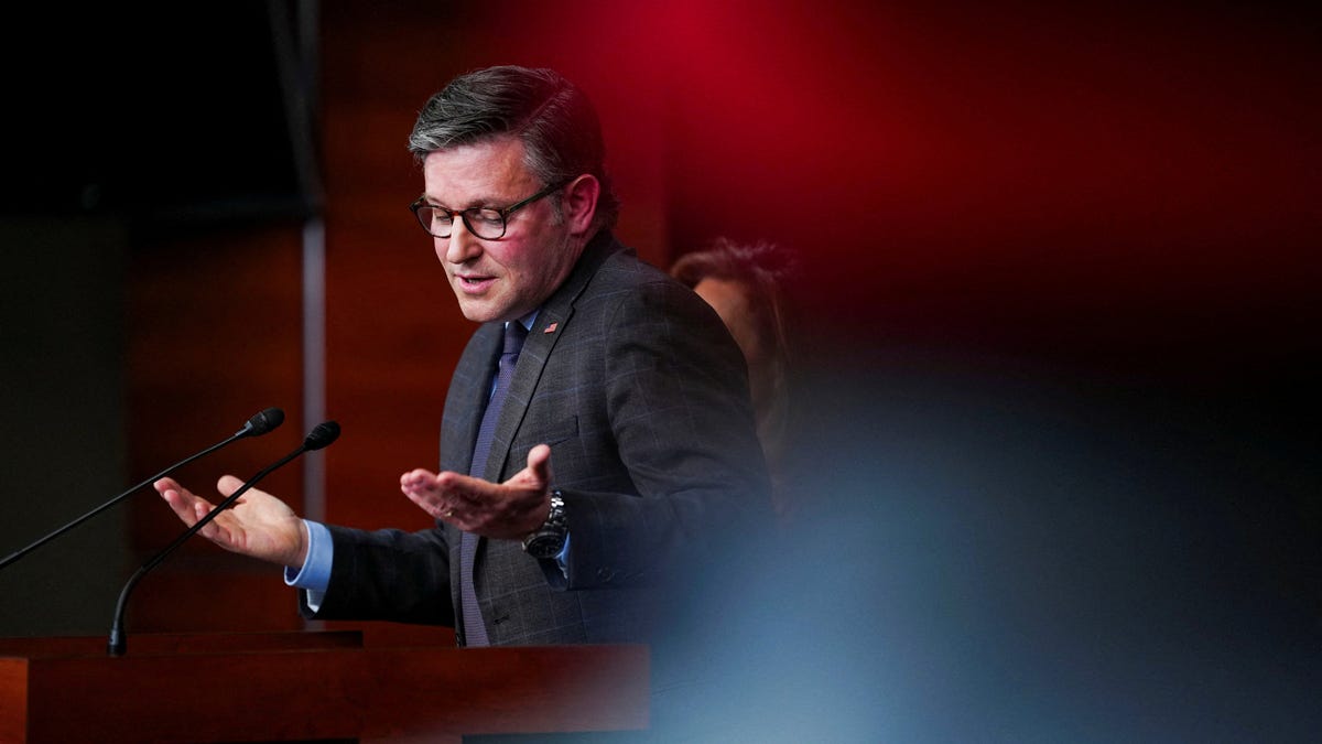 House Republicans bail out early until November, skirting Hegseth vote